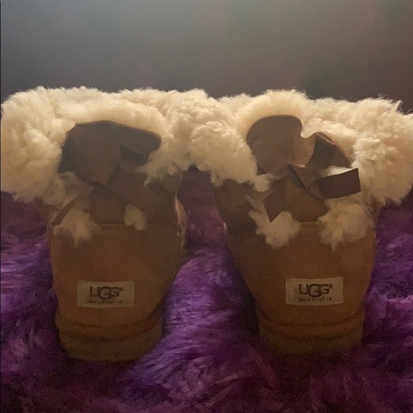 women’s chesnut uggs - Picture 1 of 3